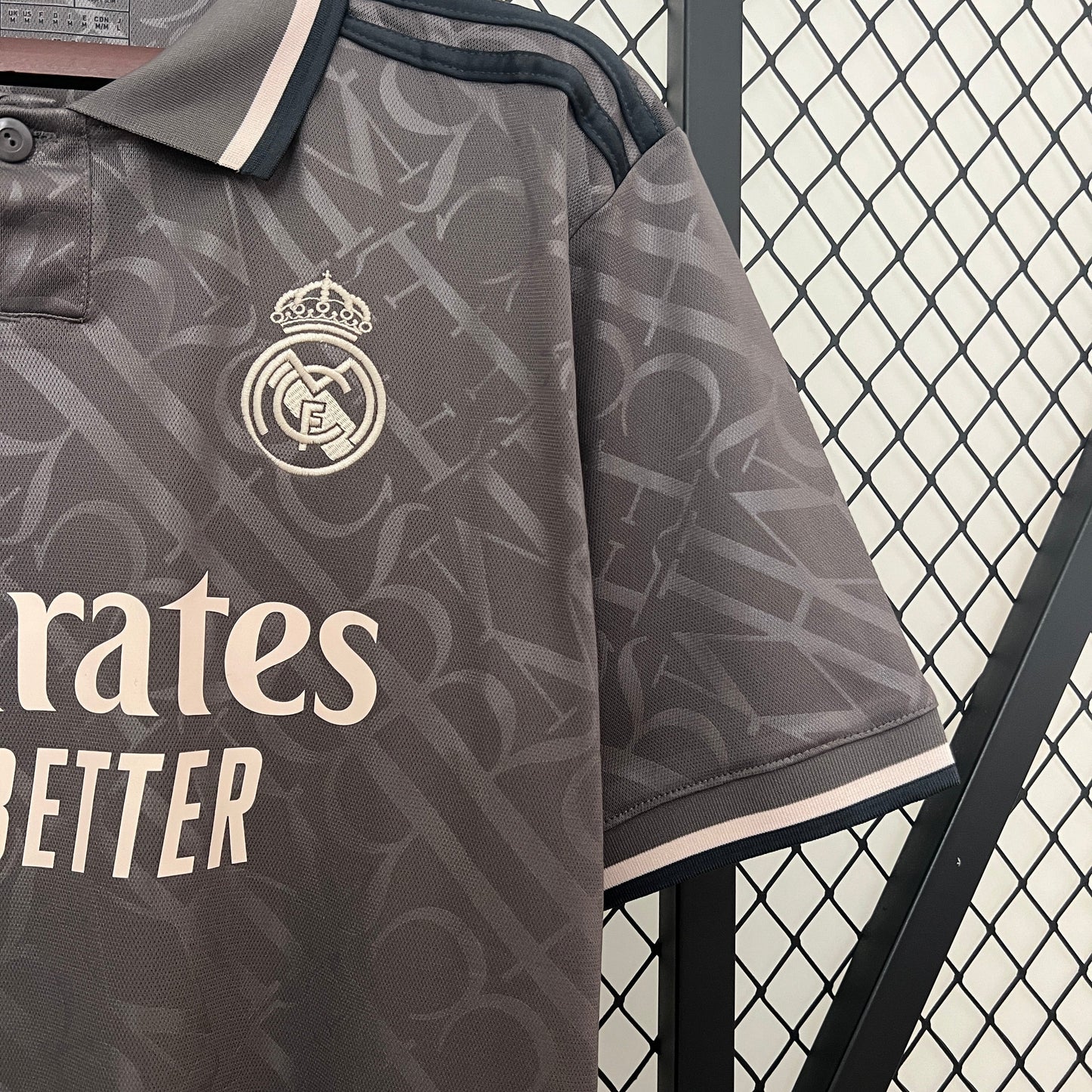 Camiseta segunda equipación Real Madrid 2024-25