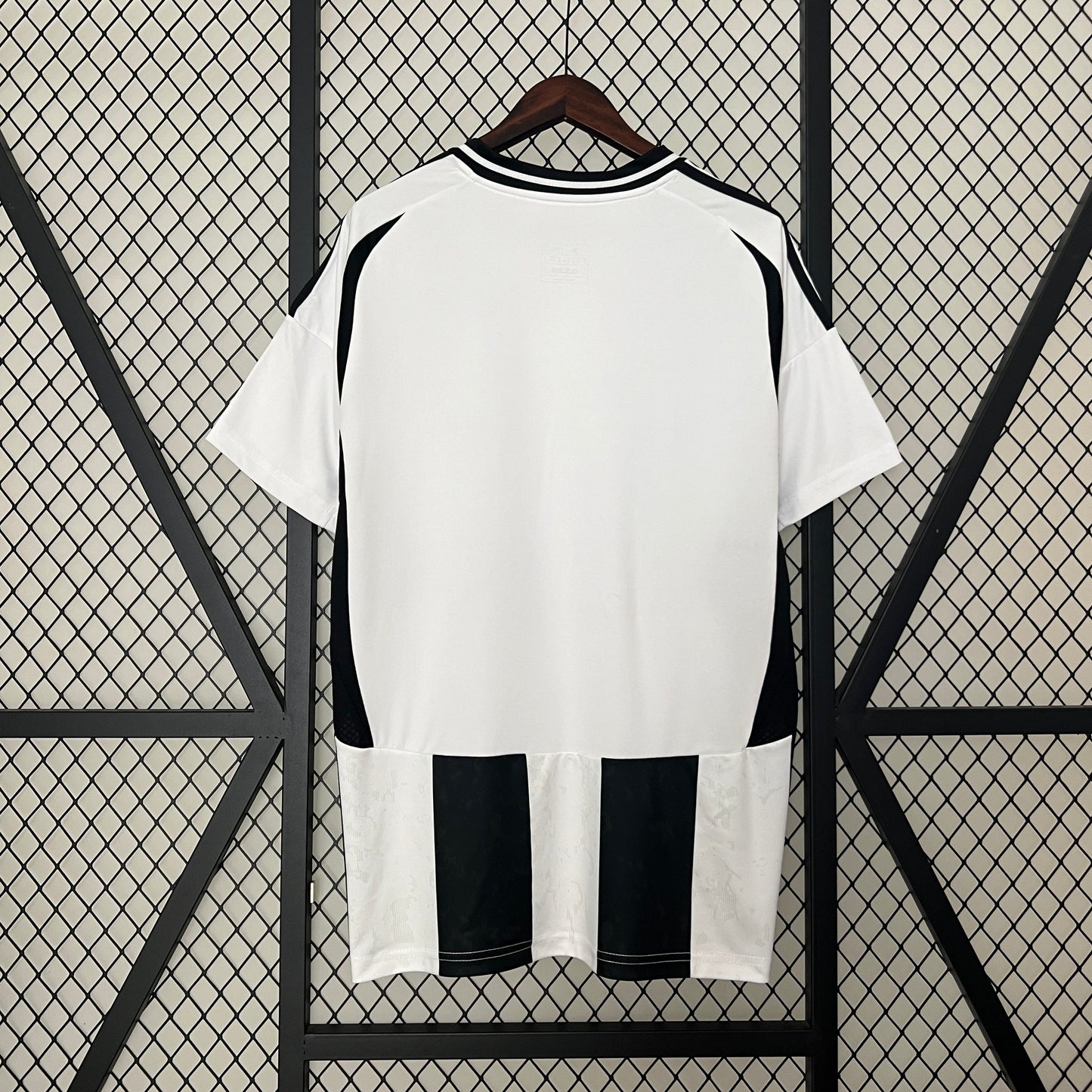 Camiseta primera equipación Juventus 2024-25