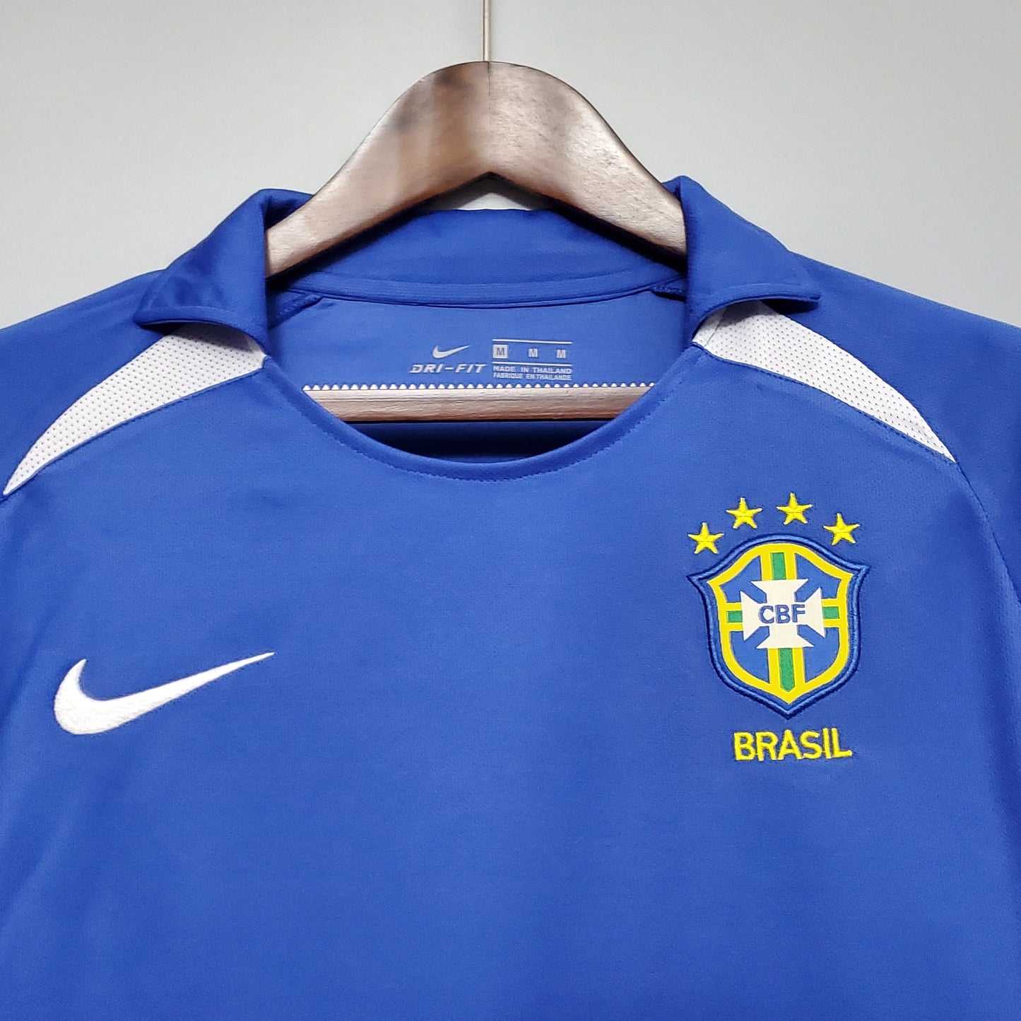 Camiseta segunda equipación de la selección de Brasil Retro 2002