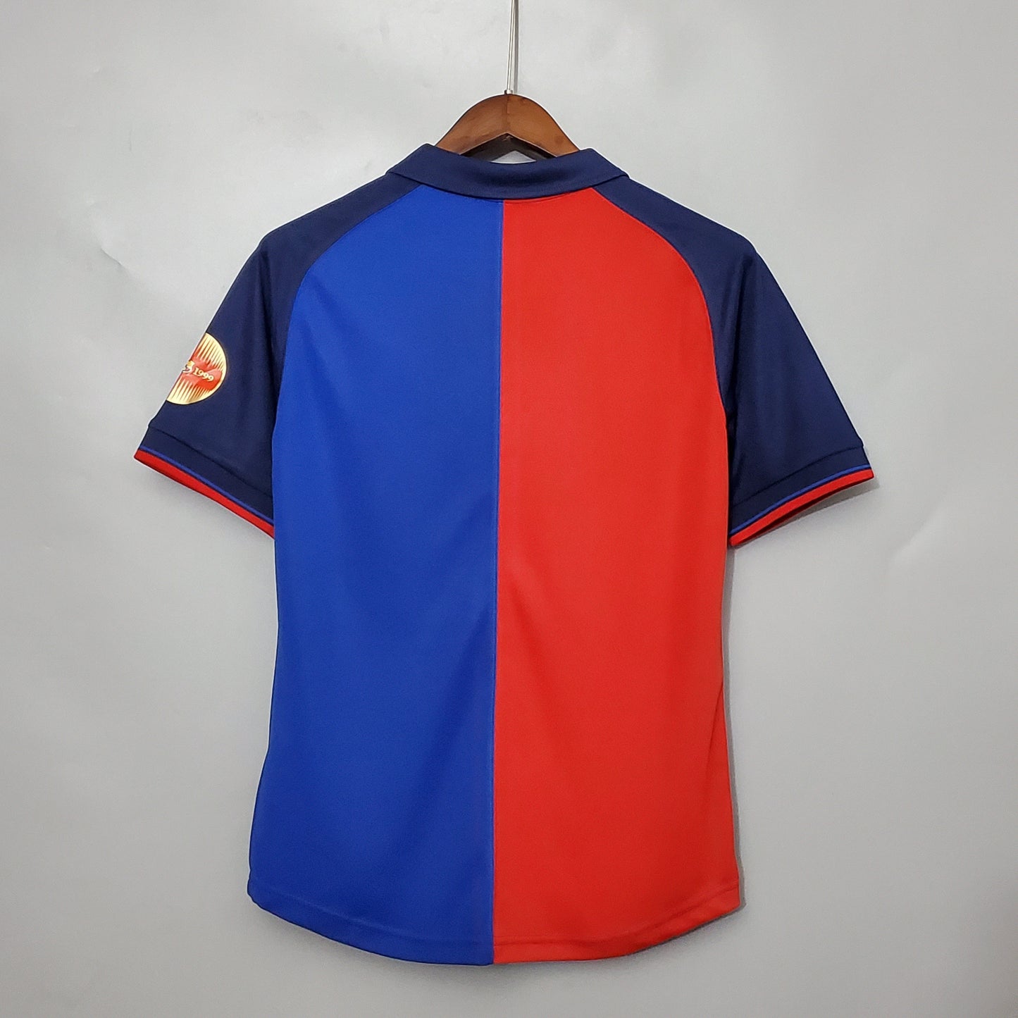 Camiseta 100 aniversario del Barcelona Retro 1998-99