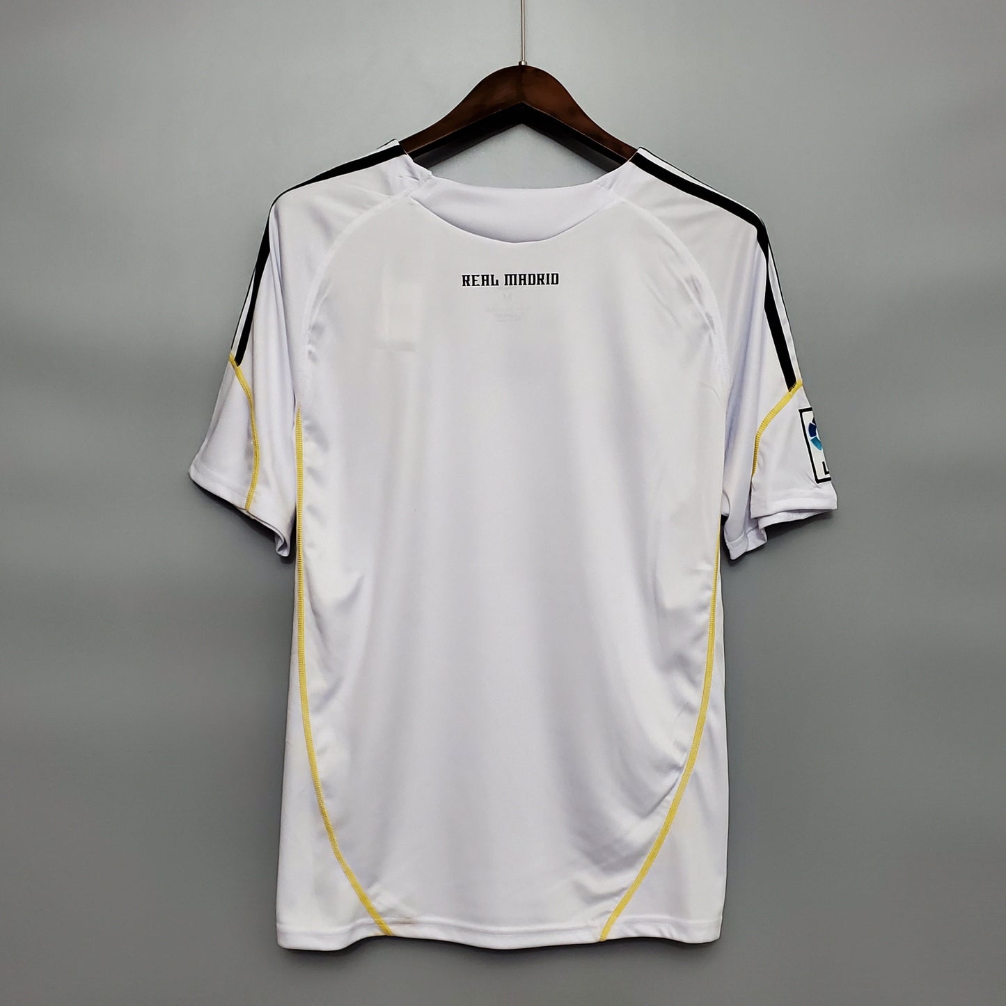 Camiseta del Real Madrid Retro 2009-10