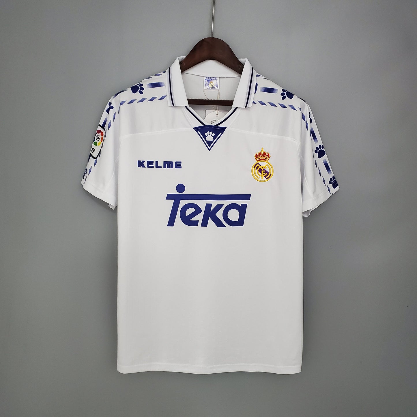 Camiseta del Real Madrid Retro 1997-98