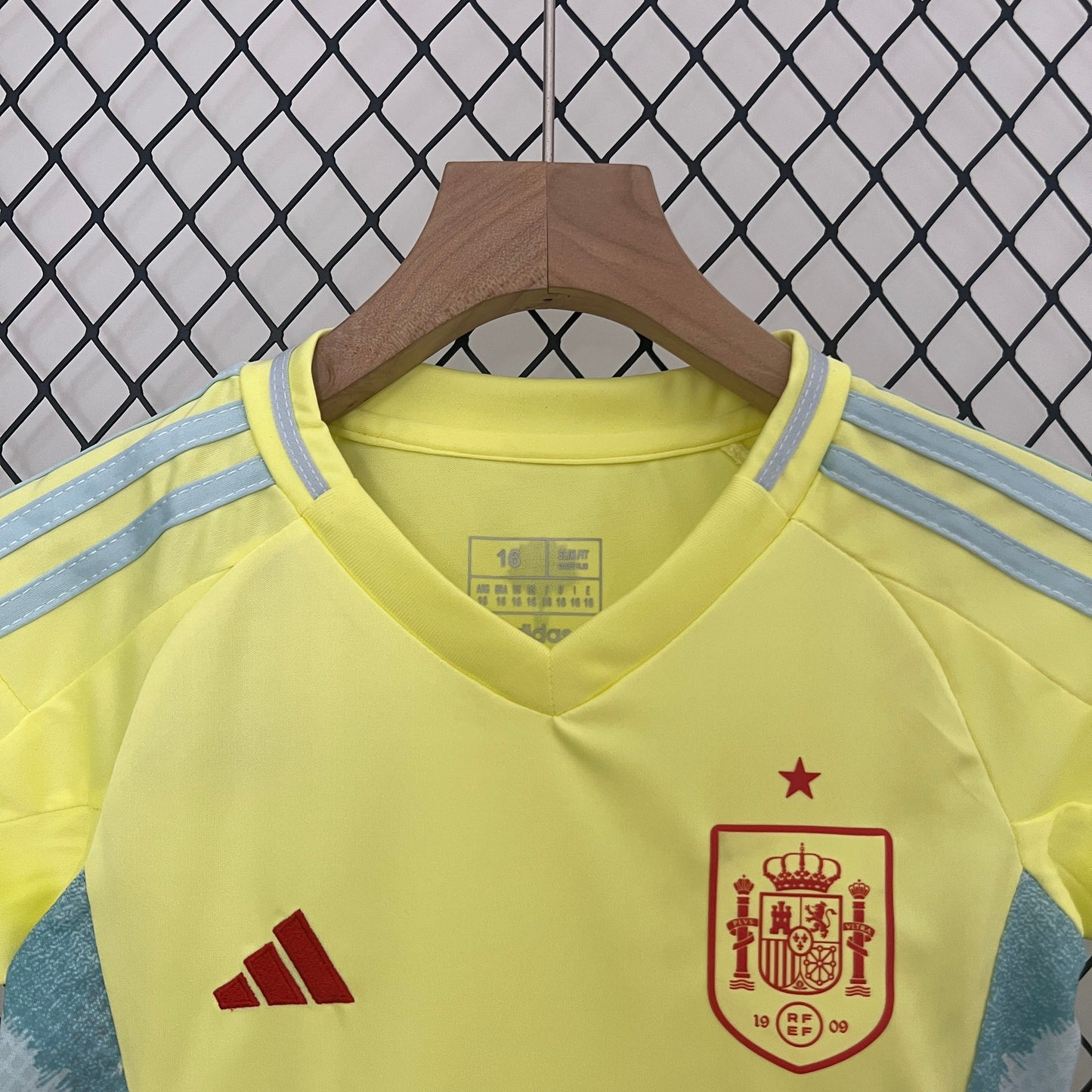 Camiseta para niños segunda equipación España 2024