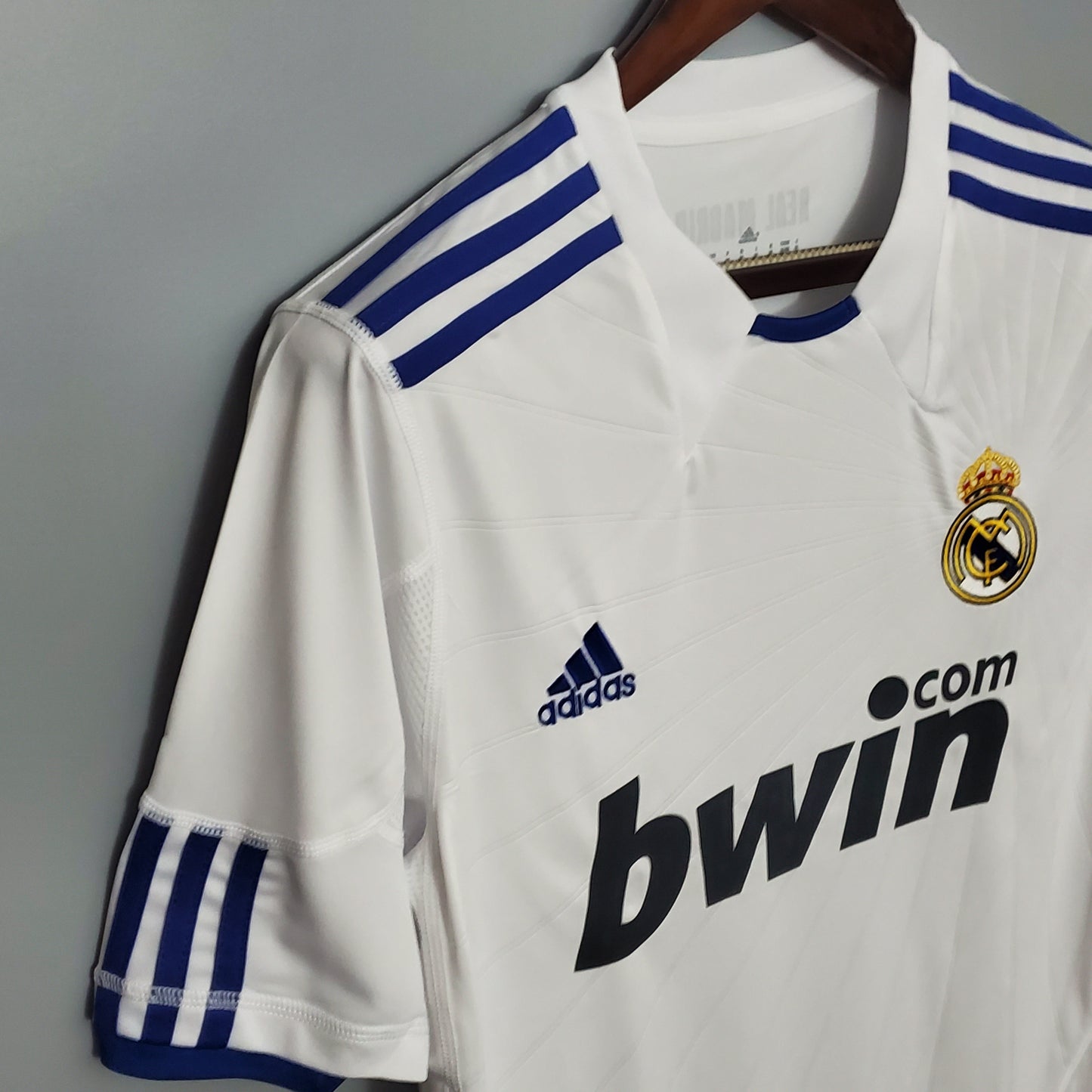 Camiseta del Real Madrid Retro 2010-11