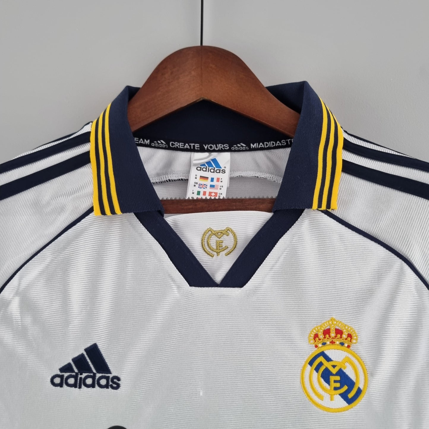 Camiseta del Real Madrid Retro 1999-00