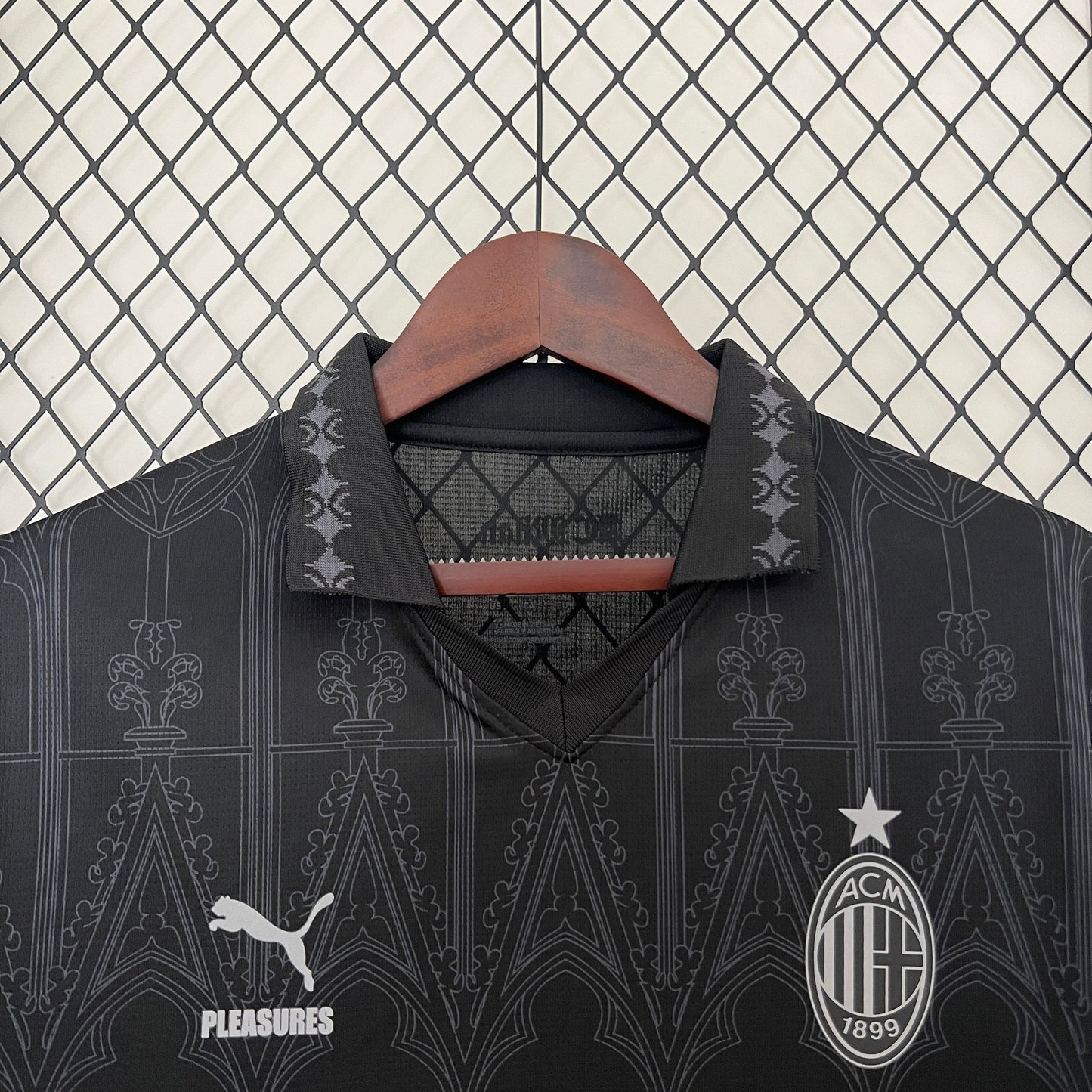 Camiseta edición especial negro AC Milan 2024-25