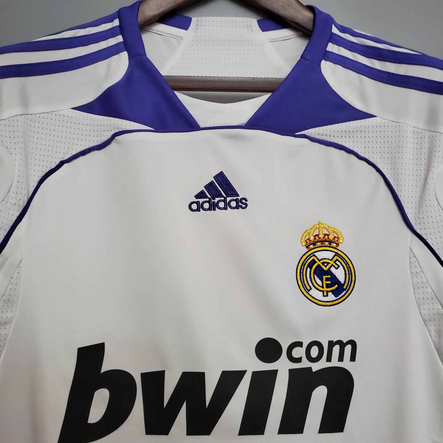 Camiseta del Real Madrid Retro 2007-08