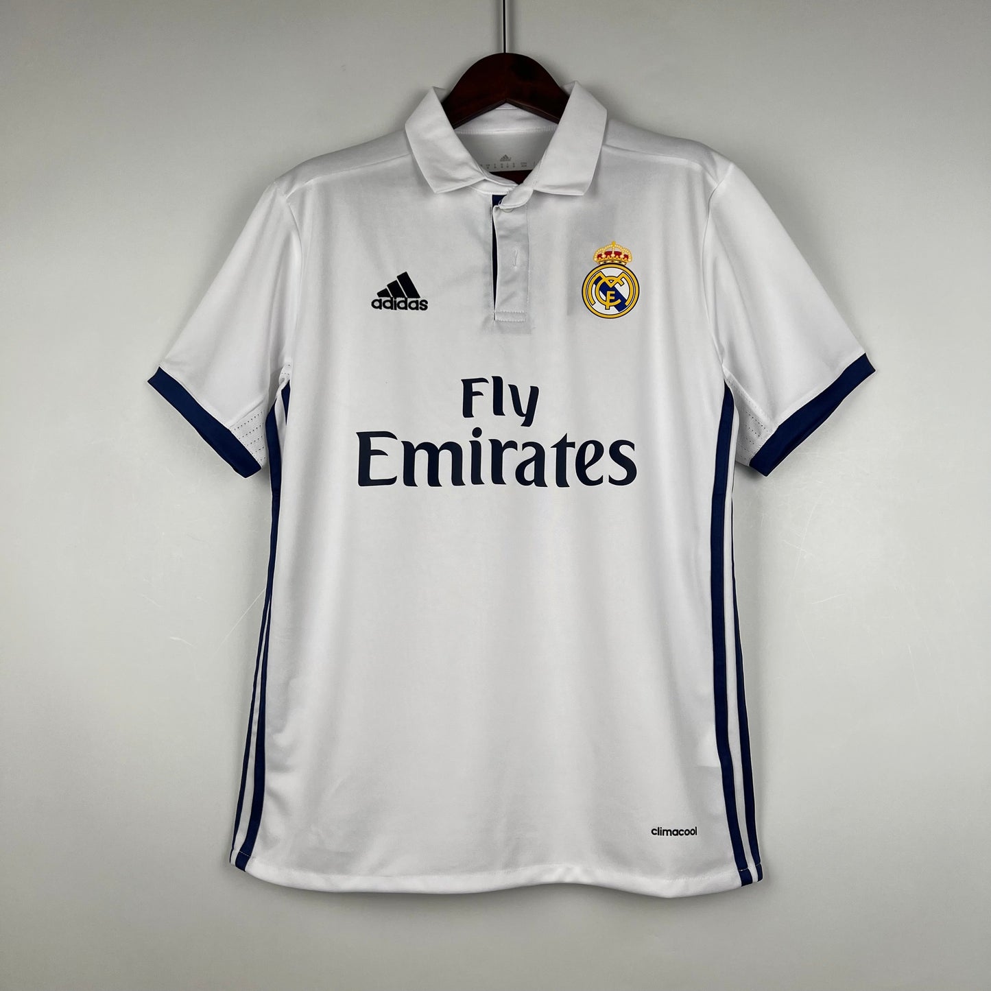 Camiseta del Real Madrid Retro 2016-17